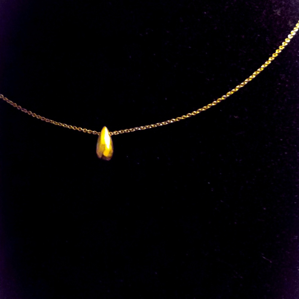 Dainty Gold Choker with Small Teardrop Pendant